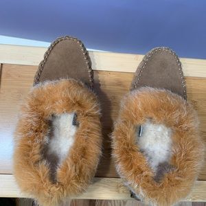 BearPaw Fur SlipperShoes w/ sheepskin footbed